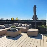 Am Kudamm Mit Dachterrasse, Pool Und Sauna Lägenhet *