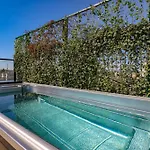 Am Kudamm Mit Dachterrasse, Pool Und Sauna Lägenhet *