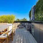 Am Kudamm Mit Dachterrasse, Pool Und Sauna *