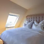 Am Kudamm Mit Dachterrasse, Pool Und Sauna Berlino