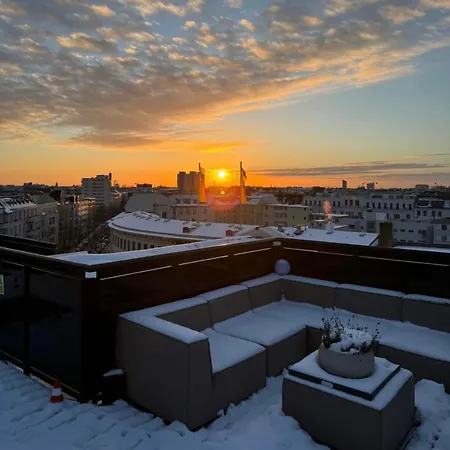 Apartment Am Kudamm Mit Dachterrasse, Pool Und Sauna *