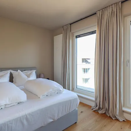 Am Kudamm Mit Dachterrasse, Pool Und Sauna *