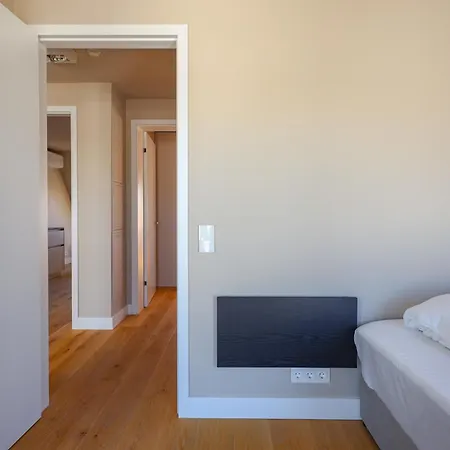 Apartment Am Kudamm Mit Dachterrasse, Pool Und Sauna