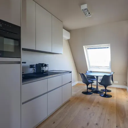 Am Kudamm Mit Dachterrasse, Pool Und Sauna * Berlin