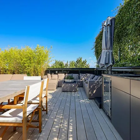 Am Kudamm Mit Dachterrasse, Pool Und Sauna *