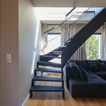 Appartamento Am Kudamm Mit Dachterrasse, Pool Und Sauna Berlino