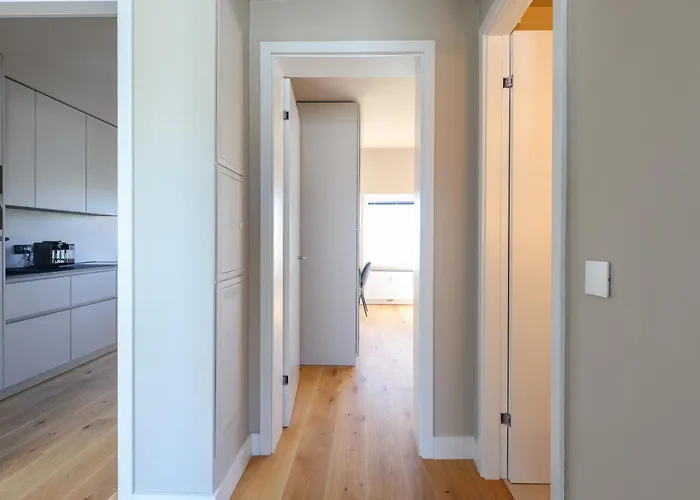 Apartman Am Kudamm Mit Dachterrasse, Pool Und Sauna