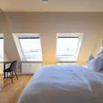 Am Kudamm Mit Dachterrasse, Pool Und Sauna *
