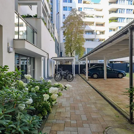 Am Kudamm Mit Dachterrasse, Pool Und Sauna アパート ベルリン